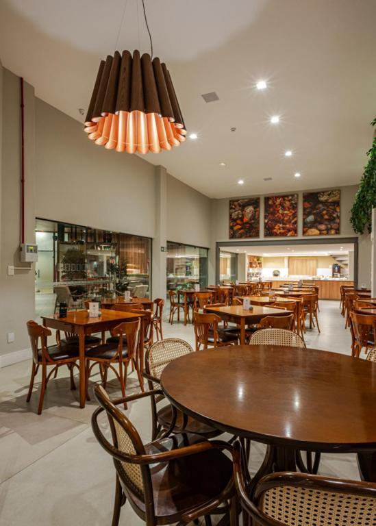 Malibu Plaza Hotel Лауро-де-Фрейтас Екстер'єр фото